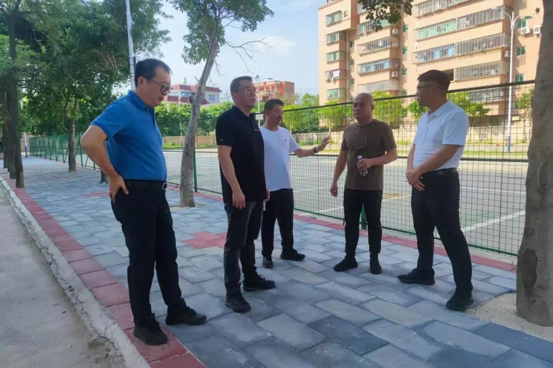 永和镇主要领导带队开展住宅小区管理品质专项提升行动调研调度