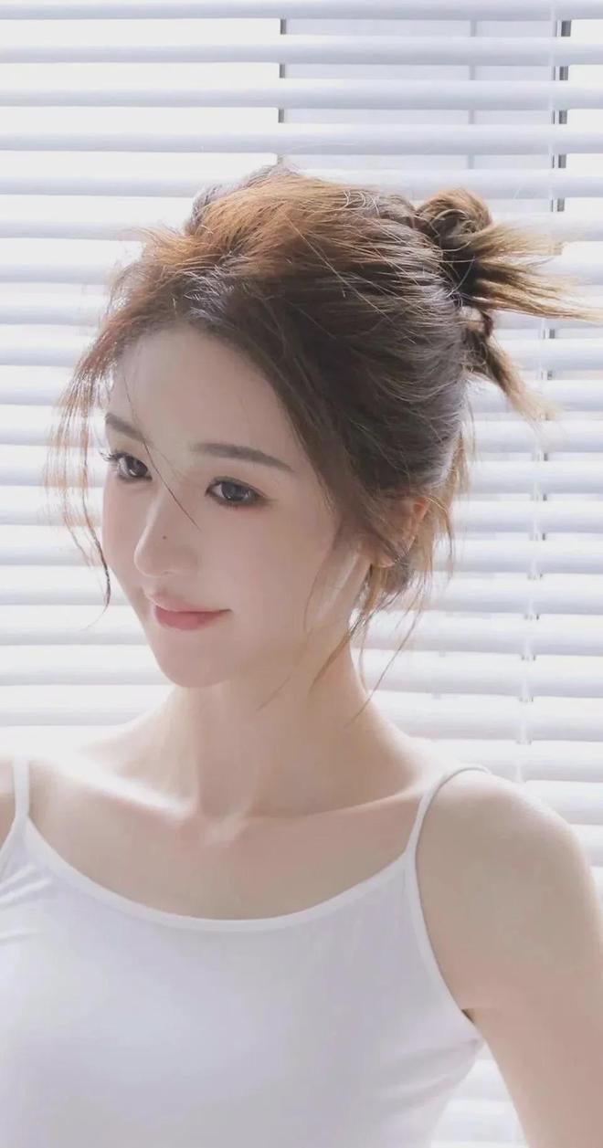 暗卫含着太子的紫根